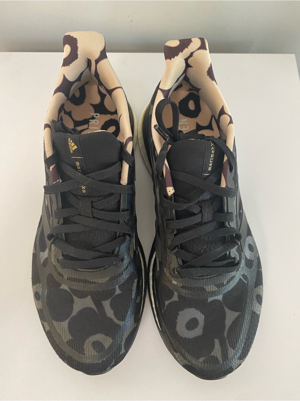 Limited Edition adidas x marimekko Black Floral Running Shoes - Picture 2 of 7
